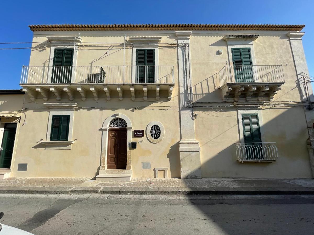 Casa Crispi Hotel Noto Exterior foto